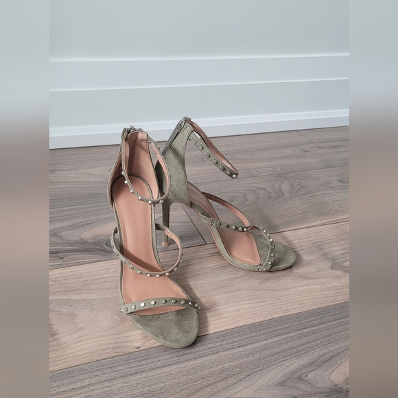 TOPSHOP Olive Green Suede Heels - Picture 2 of 7